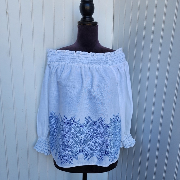 NWT Calligraphie XL White Off Shoulder Pullover 3/4 sleeves Blue Floral Linen - Picture 1 of 12